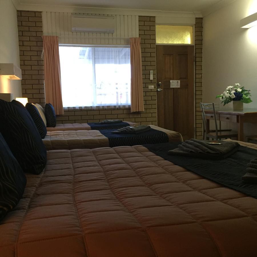Guyra Motor Inn Extérieur photo