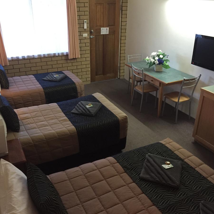 Guyra Motor Inn Extérieur photo