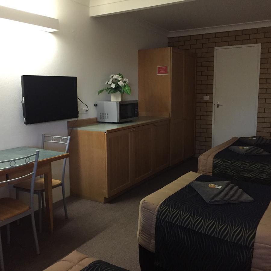 Guyra Motor Inn Extérieur photo